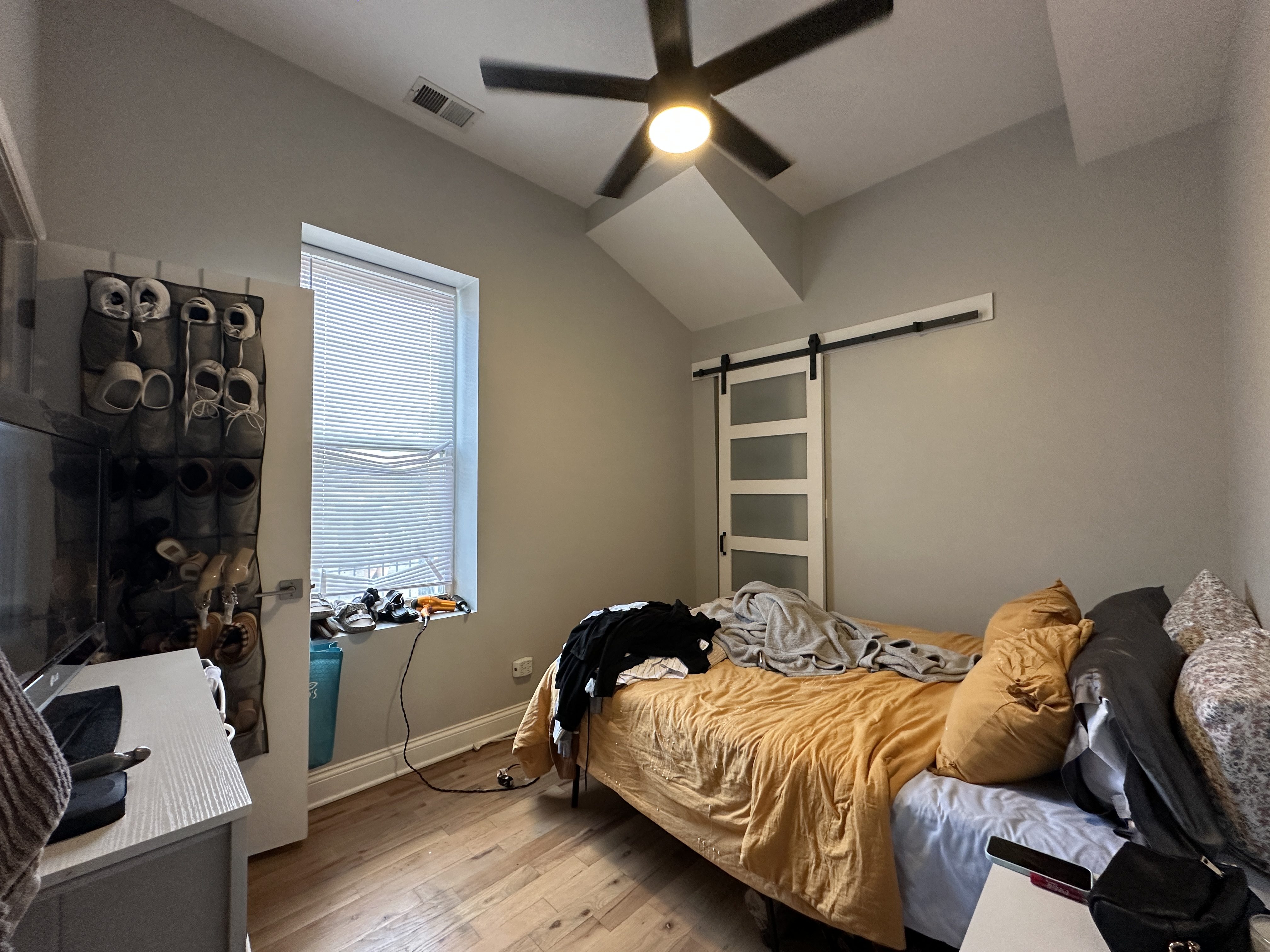 2021 N. Campbell Ave /2439 W. McLean Ave 2021 N. Campbell Ave, Chicago, IL 60647 - Leasing by Cross Street