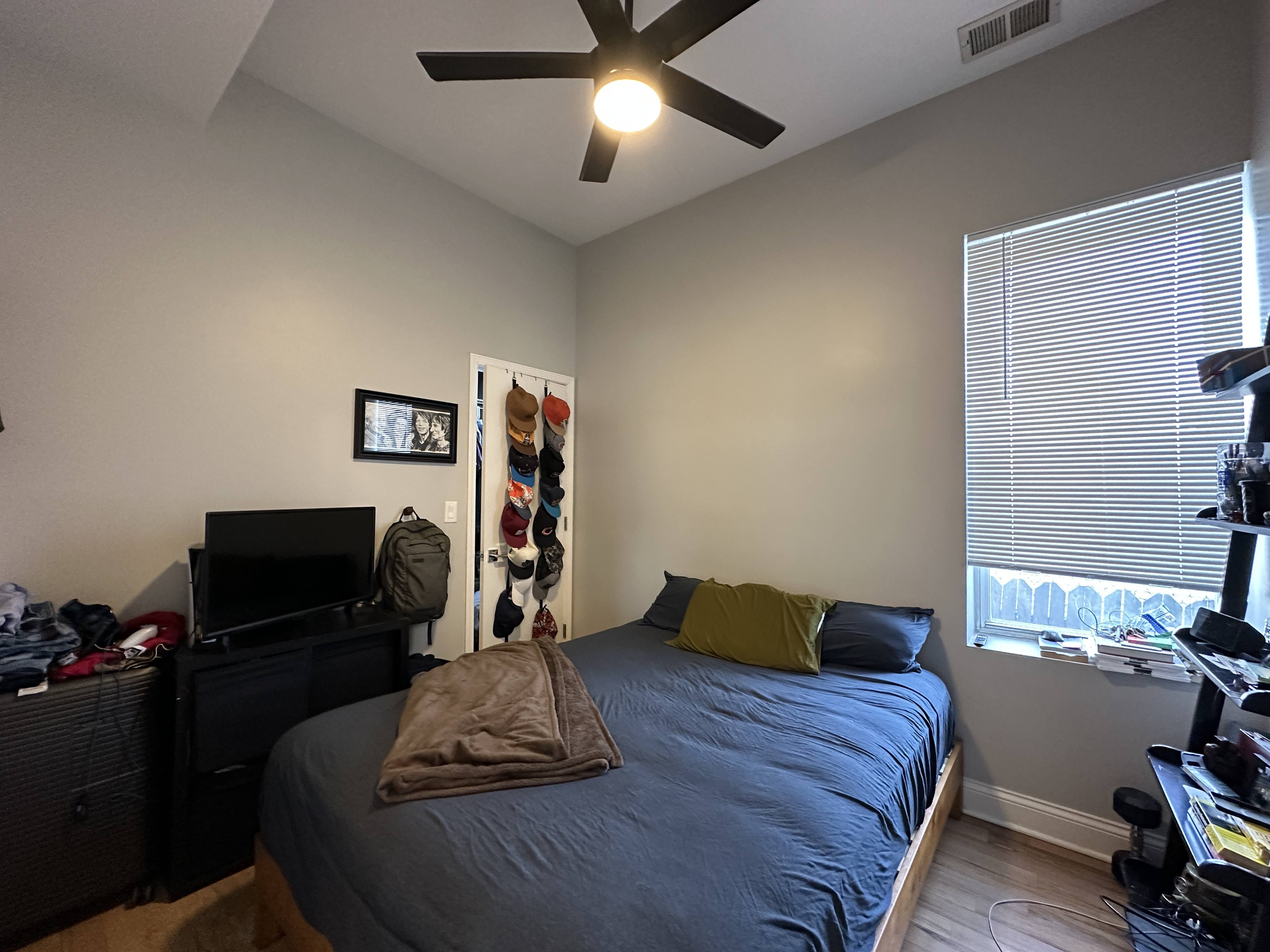 2021 N. Campbell Ave /2439 W. McLean Ave 2021 N. Campbell Ave, Chicago, IL 60647 - Leasing by Cross Street