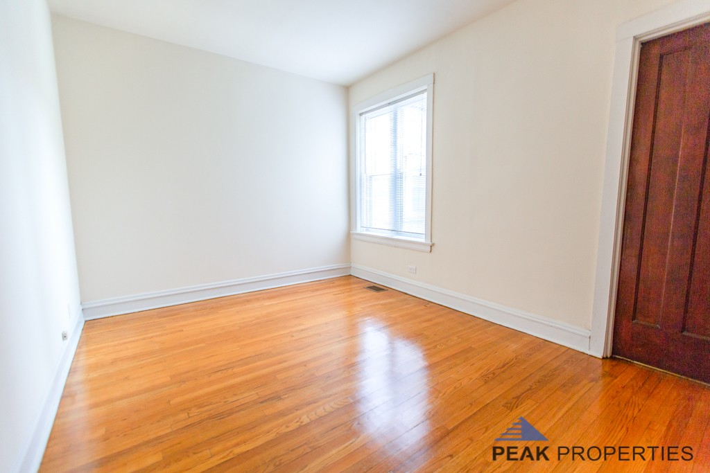 5007-09 N. Damen Ave. 5007-09 N. Damen Ave., Chicago, IL 60640 Near West Side - Leasing by Cross Street