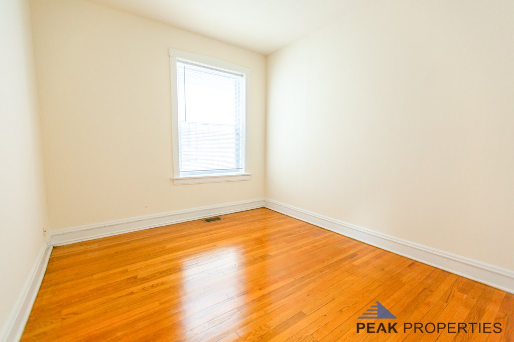 5007-09 N. Damen Ave. 5007-09 N. Damen Ave., Chicago, IL 60640 Near West Side - Leasing by Cross Street