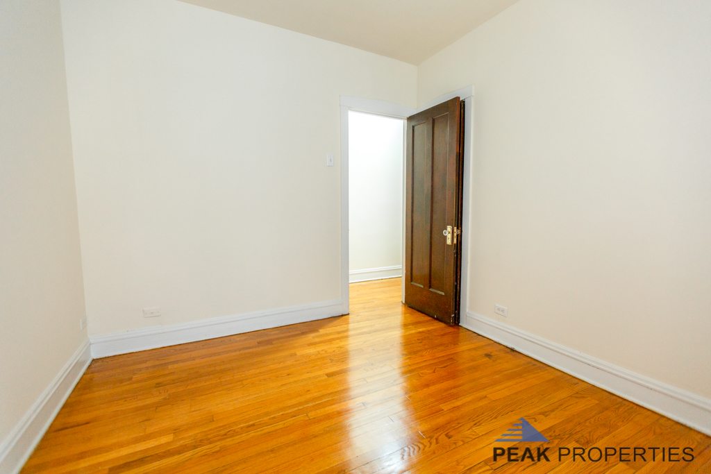5007-09 N. Damen Ave. 5007-09 N. Damen Ave., Chicago, IL 60640 Near West Side - Leasing by Cross Street