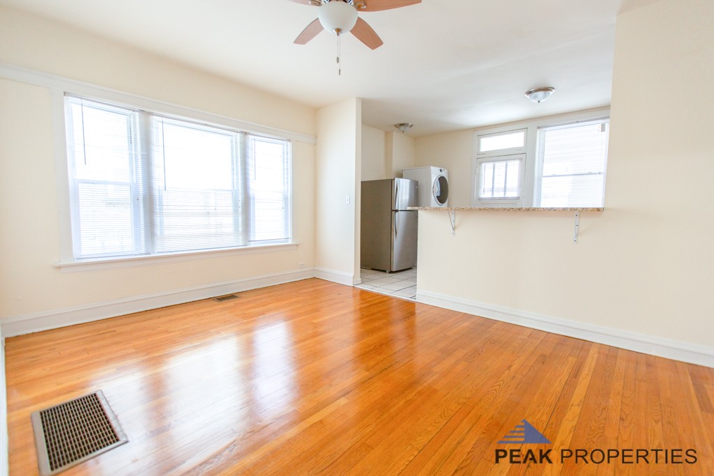 5007-09 N. Damen Ave. 5007-09 N. Damen Ave., Chicago, IL 60640 Near West Side - Leasing by Cross Street