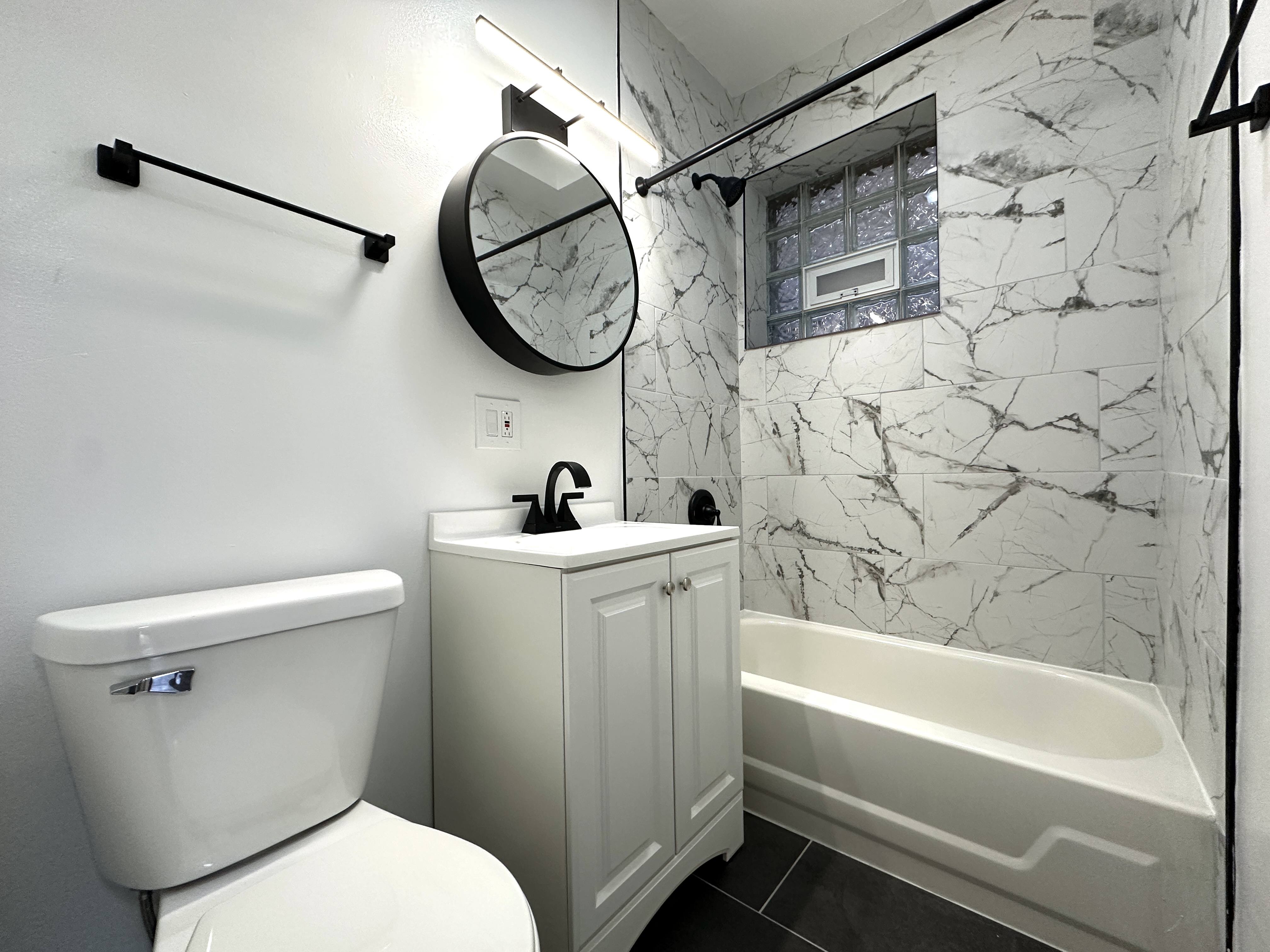 2605-07 N. Spaulding Ave. / 3286 W. Wrightwood Ave. 2605 N. Spaulding Ave., Chicago, IL 60647