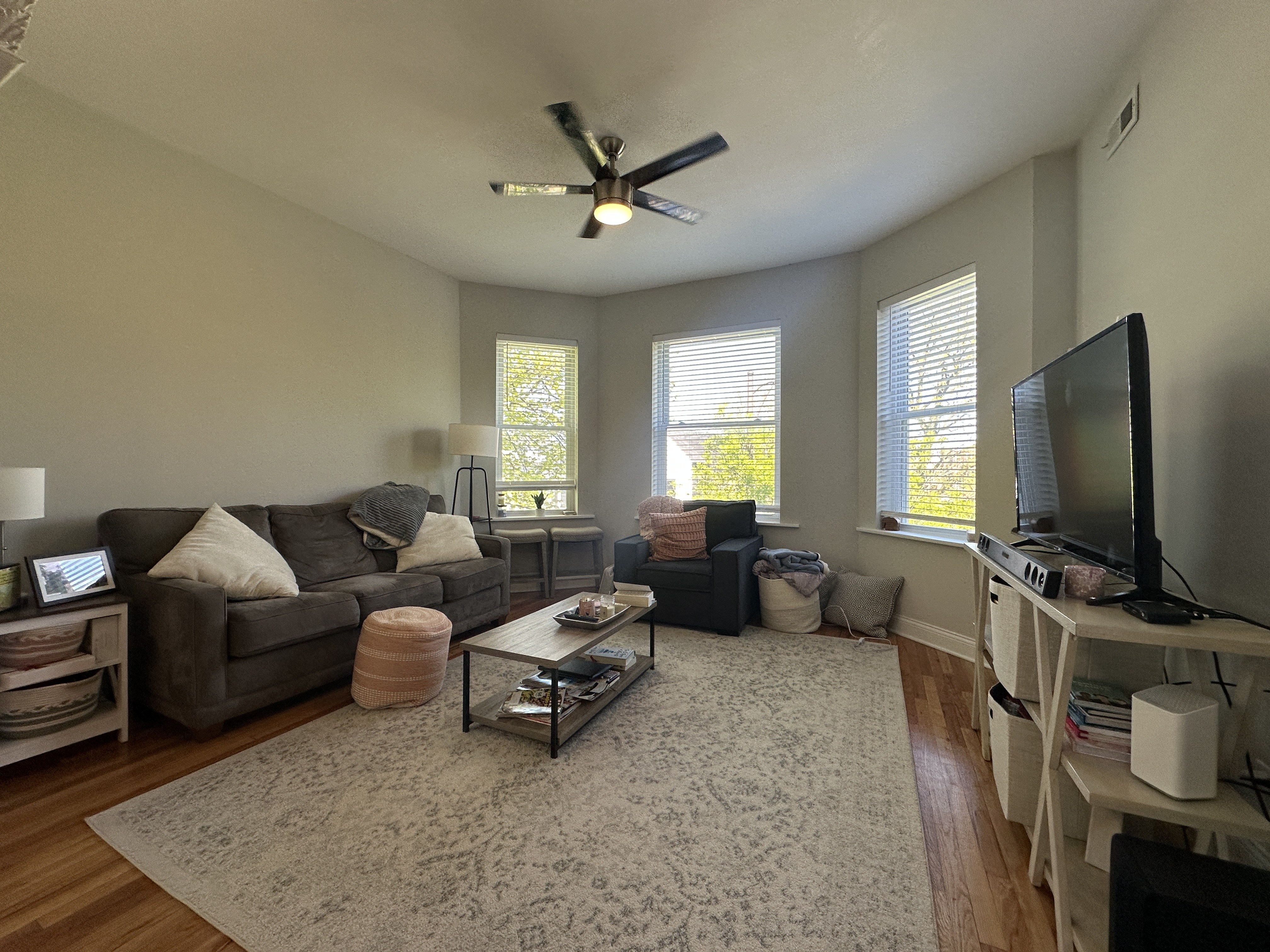 2122 N. Kimball Ave. / 3407 W. Shakespeare Ave. 2122 N. Kimball Ave. / 3407 W. Shakespeare Ave., Chicago, IL 60647 - Leasing by Cross Street