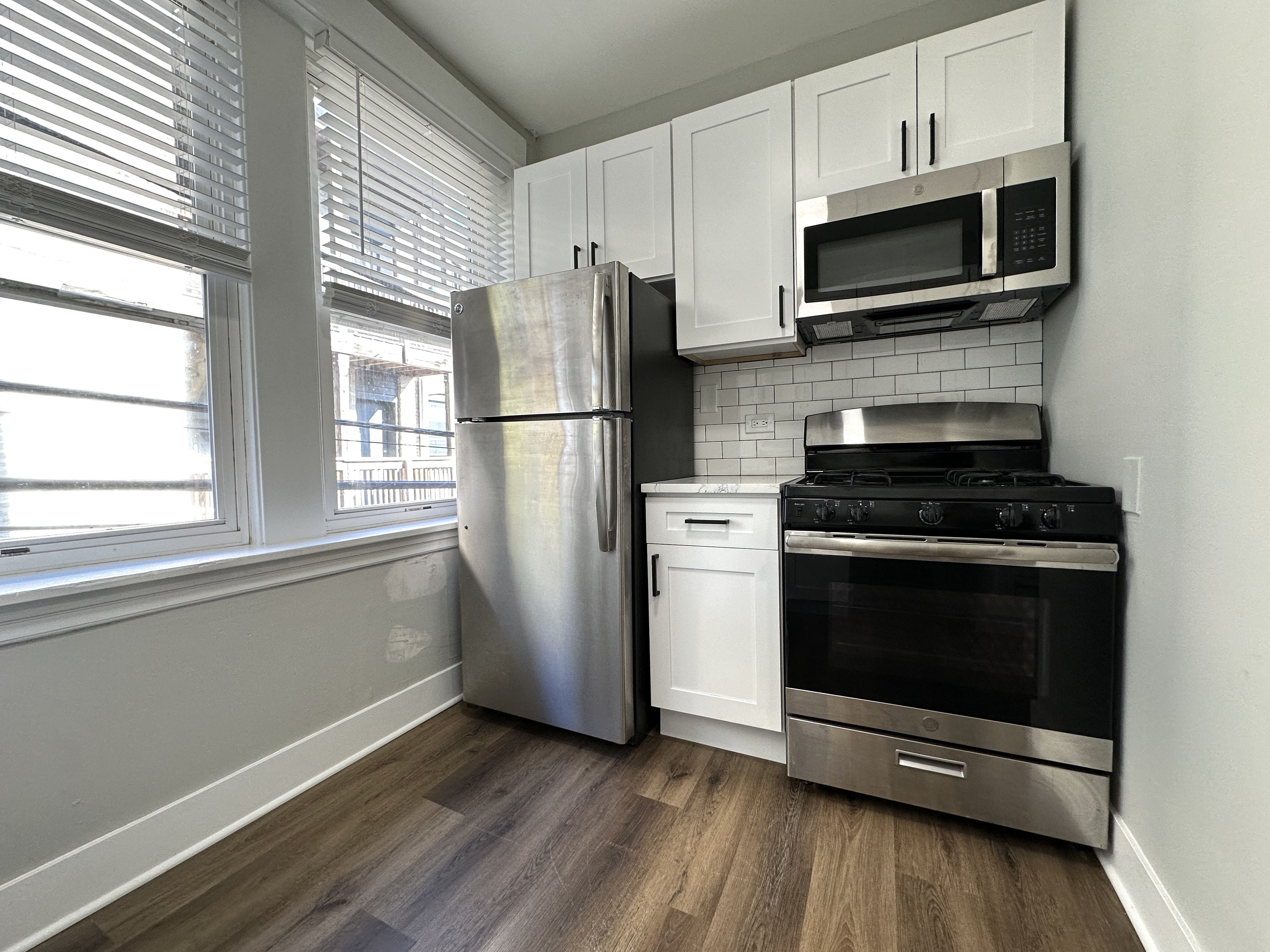 2605-07 N. Spaulding Ave. / 3286 W. Wrightwood Ave. 2605 N. Spaulding Ave., Chicago, IL 60647