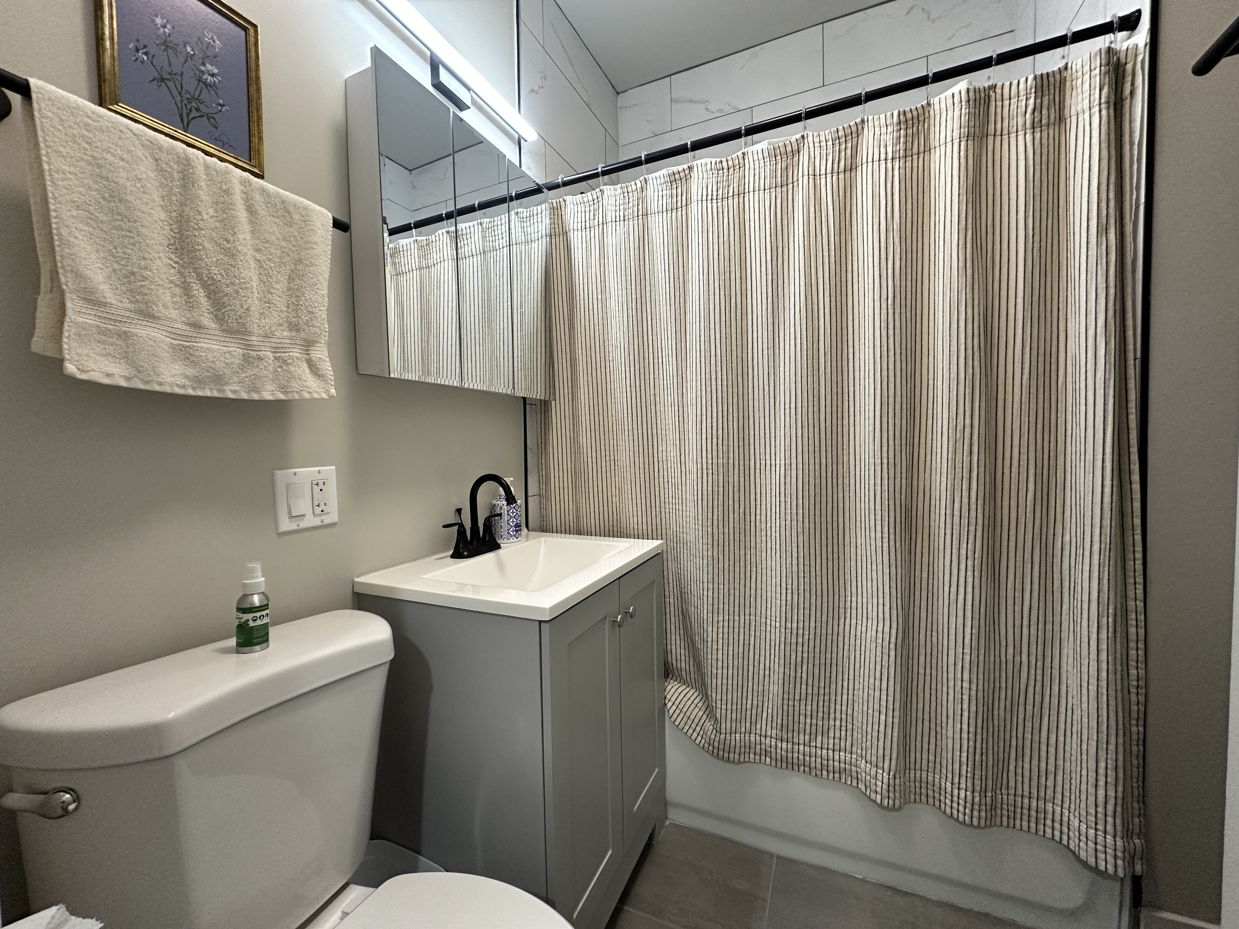 2522-24 W. Superior St. 2522-24 W. Superior St., Chicago, IL 60612 - Leasing by Cross Street
