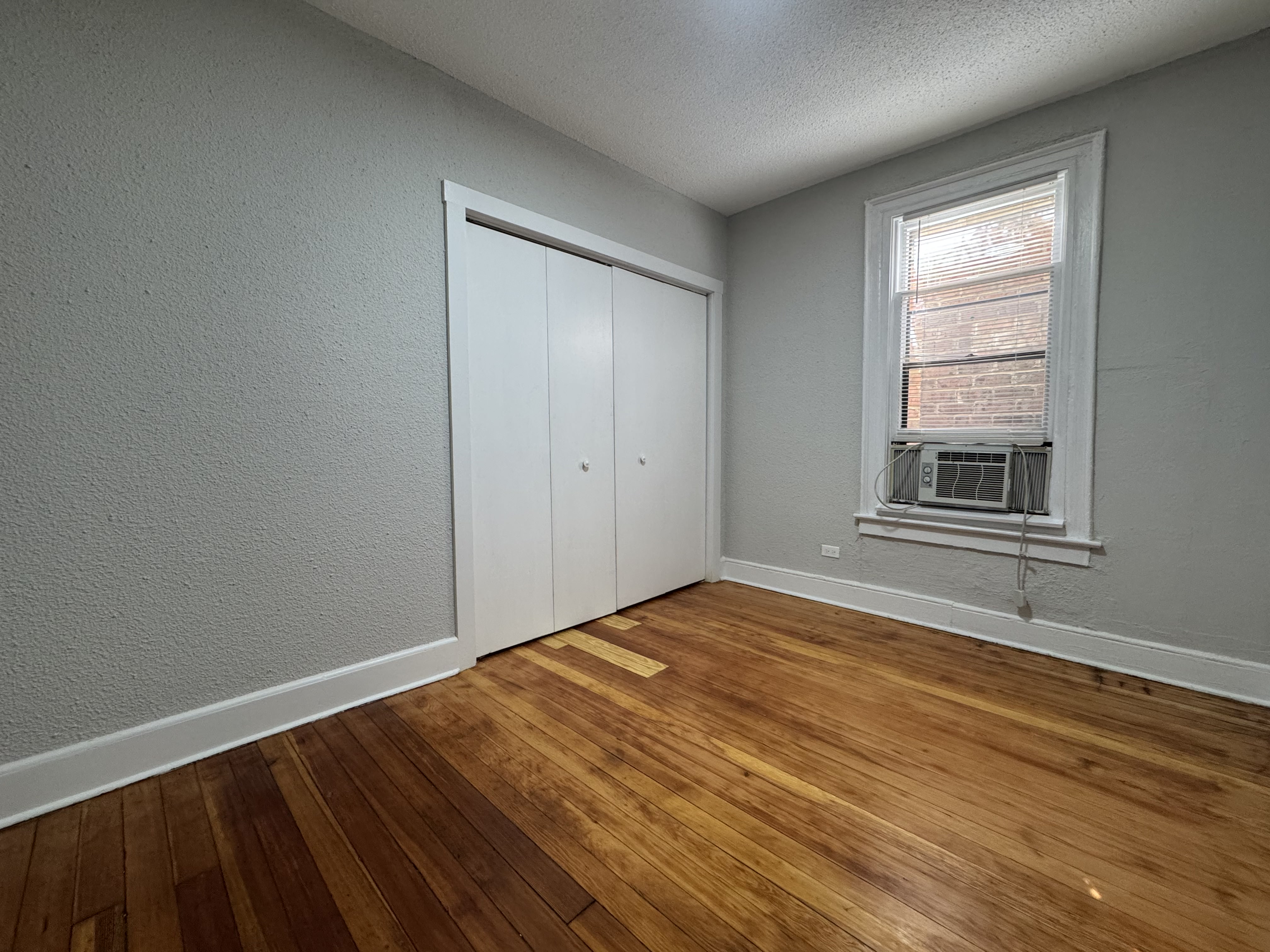 2052 N Dayton St 2052 N Dayton, Chicago, IL 60614