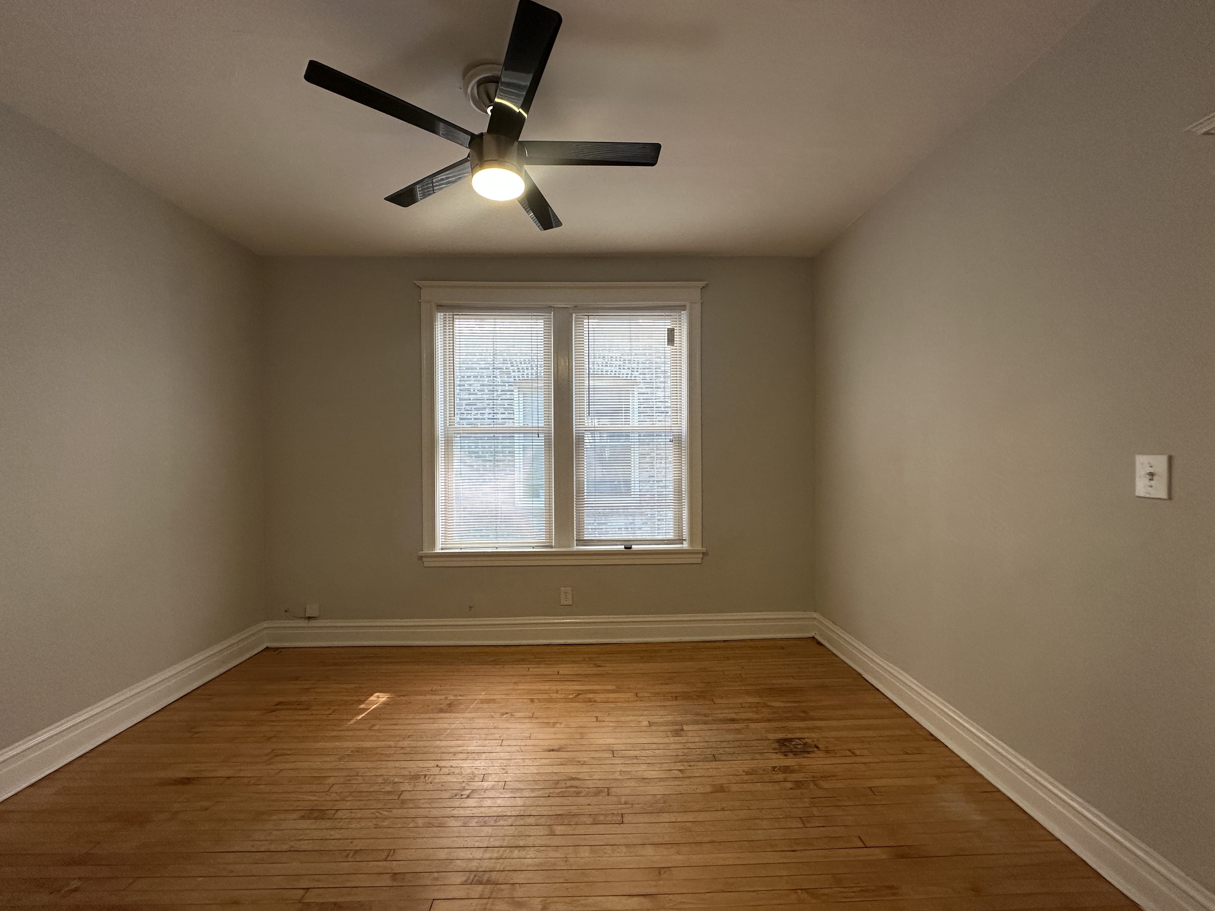 2613 W. Augusta Blvd. 2613 W. Augusta Blvd., Chicago, IL 60622 West Town - Leasing by Cross Street
