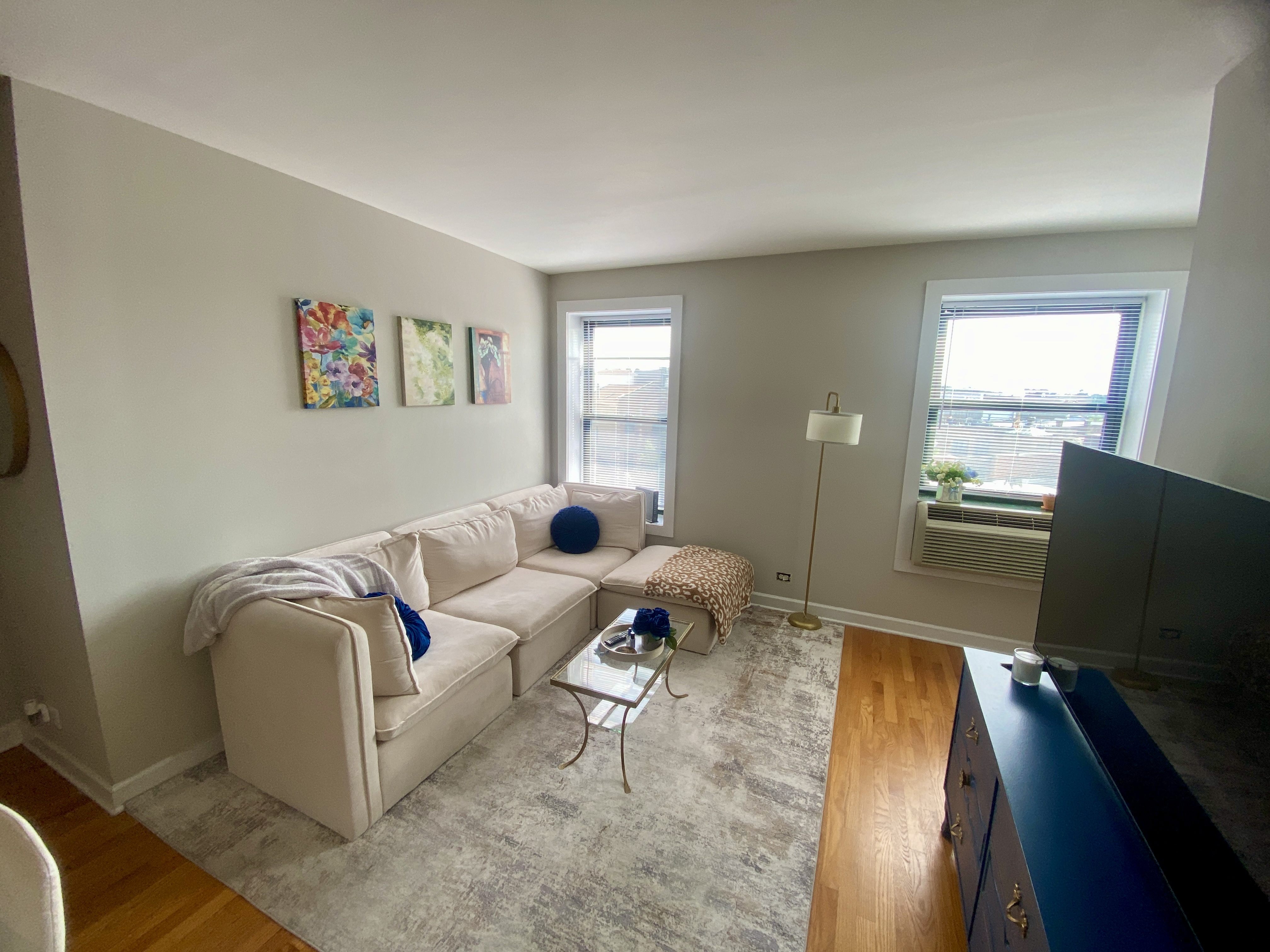 1170 N. Milwaukee Ave. 1170 N. Milwaukee Ave., Chicago 60622 West Town - Leasing by Cross Street