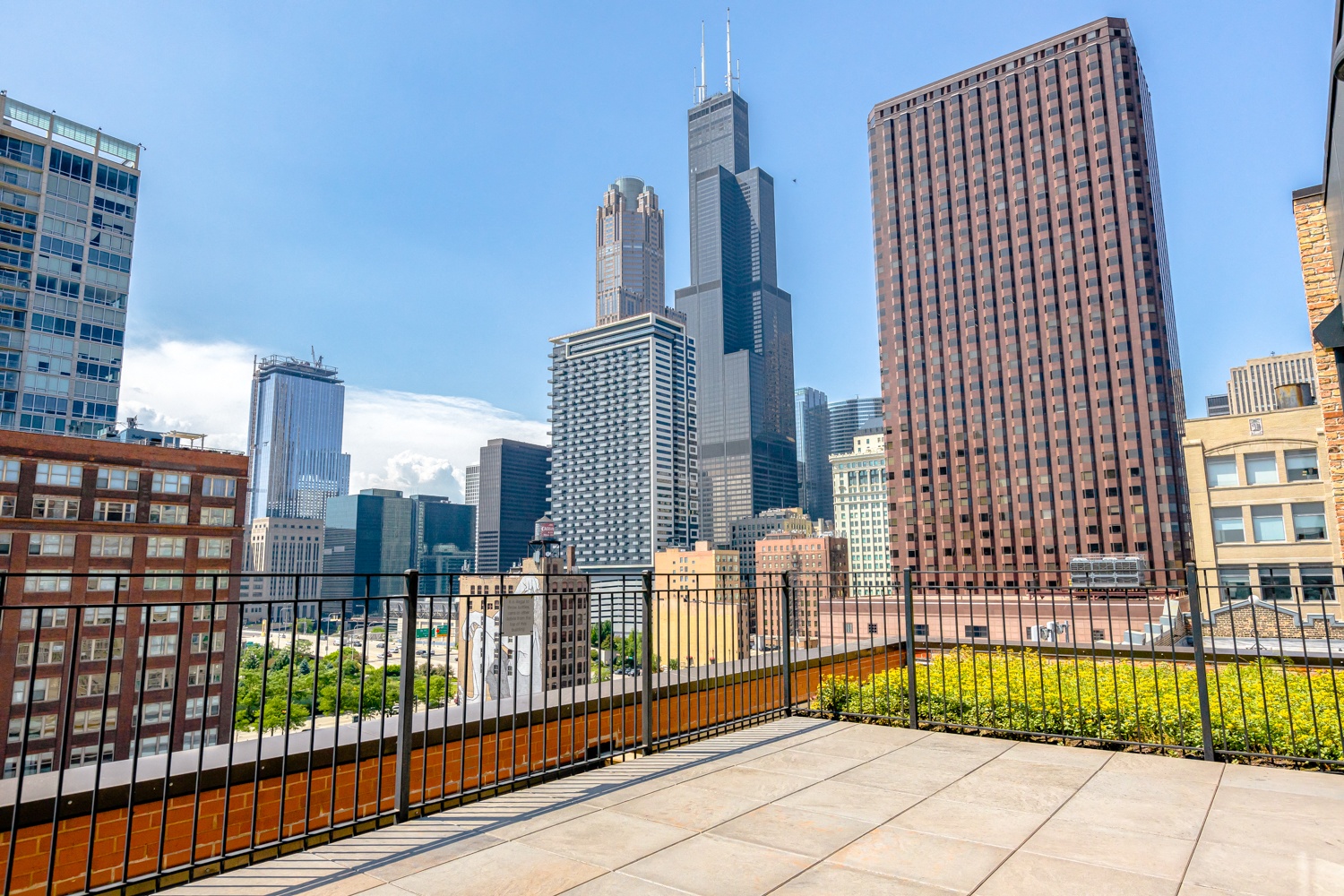 Library Lofts 619 S. LaSalle St., Chicago, IL 60605 Loop - Leasing by Cross Street