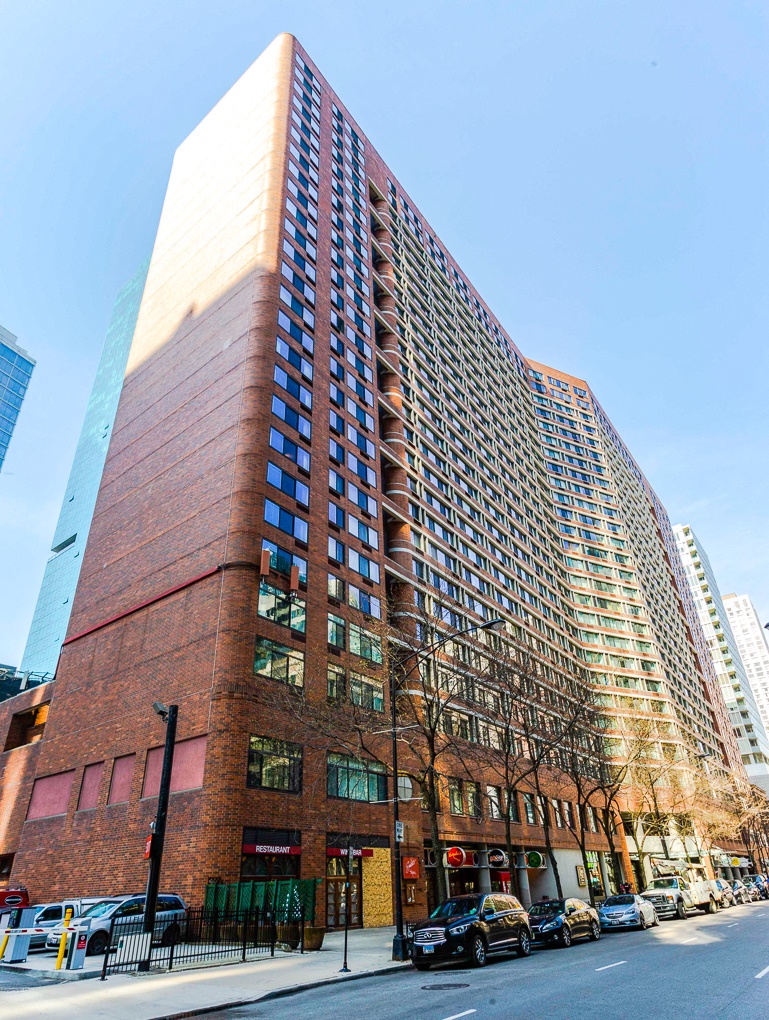 211 E. Ohio St. Condos 211 E. Ohio St., Chicago, IL 60611 Streeterville - Leasing by Cross Street