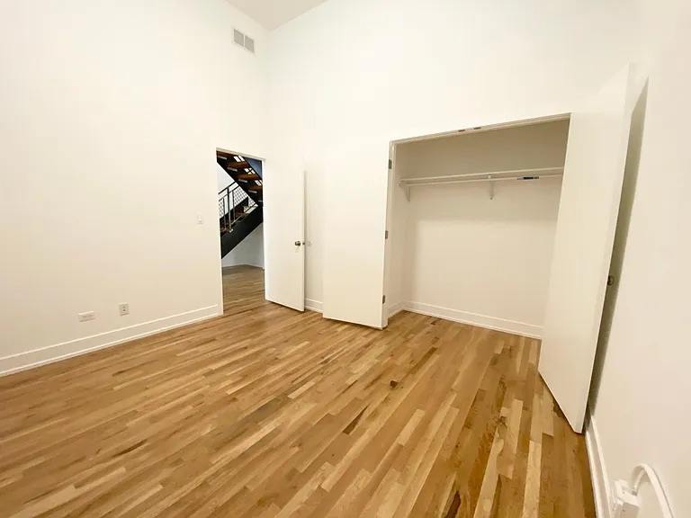1348 N. Milwaukee Ave. 1348 N. Milwaukee Ave., Chicago 60622 Wicker Park - Leasing by Cross Street