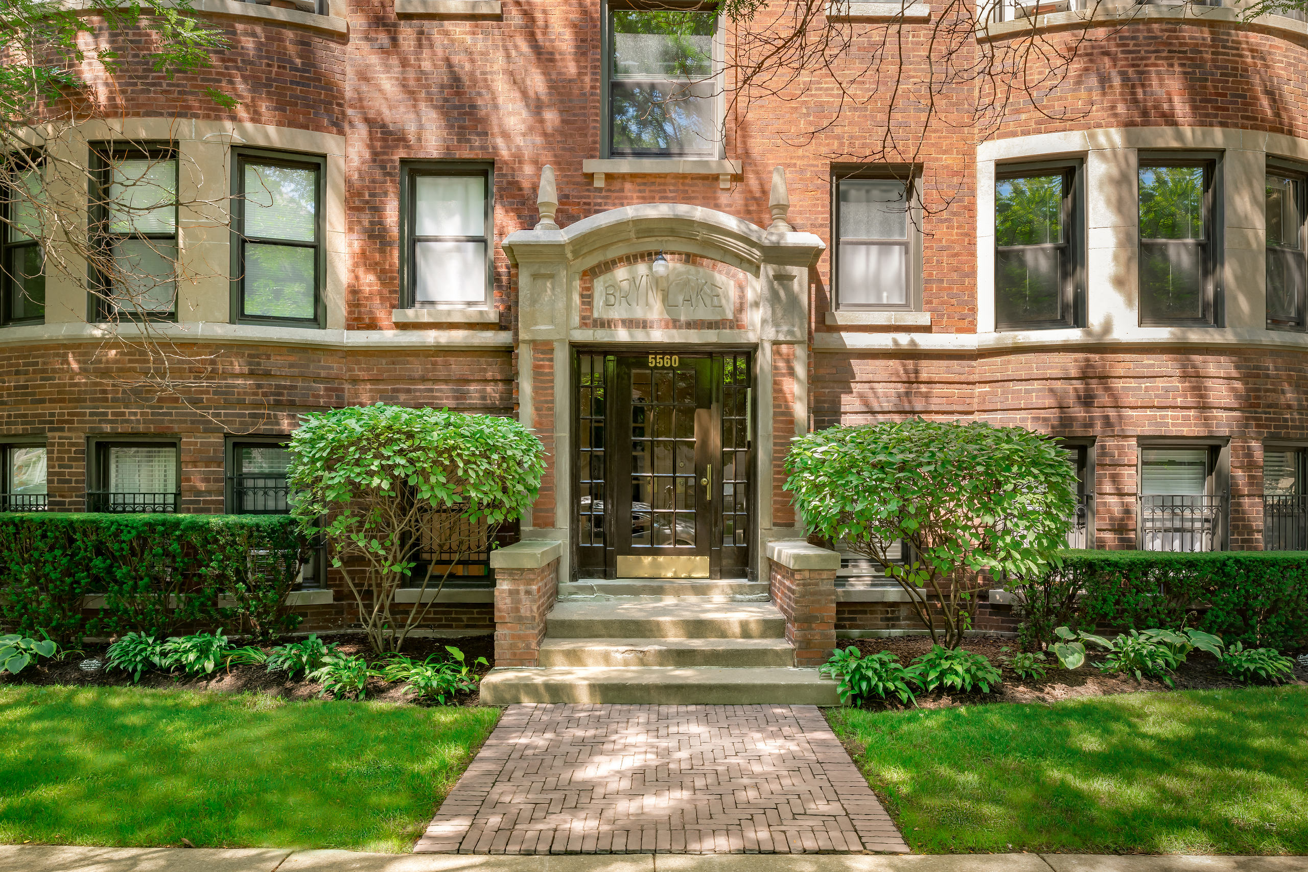 5552-60 N. Lakewood Ave. 5552-60 N. Lakewood Ave., Chicago, IL 60640 Andersonville - Leasing by Cross Street
