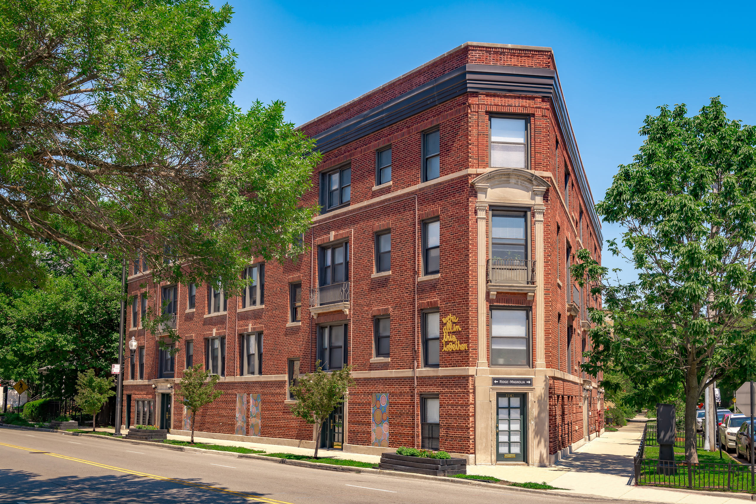 5634-42 N. Magnolia Ave. / 5653-55 N. Ridge Ave. 5634-42 N. Magnolia Ave., Chicago, IL 60640 Edgewater - Leasing by Cross Street