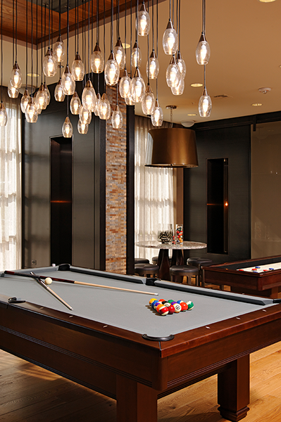 Lounge with Billiards, Shuffleboard and Xbox