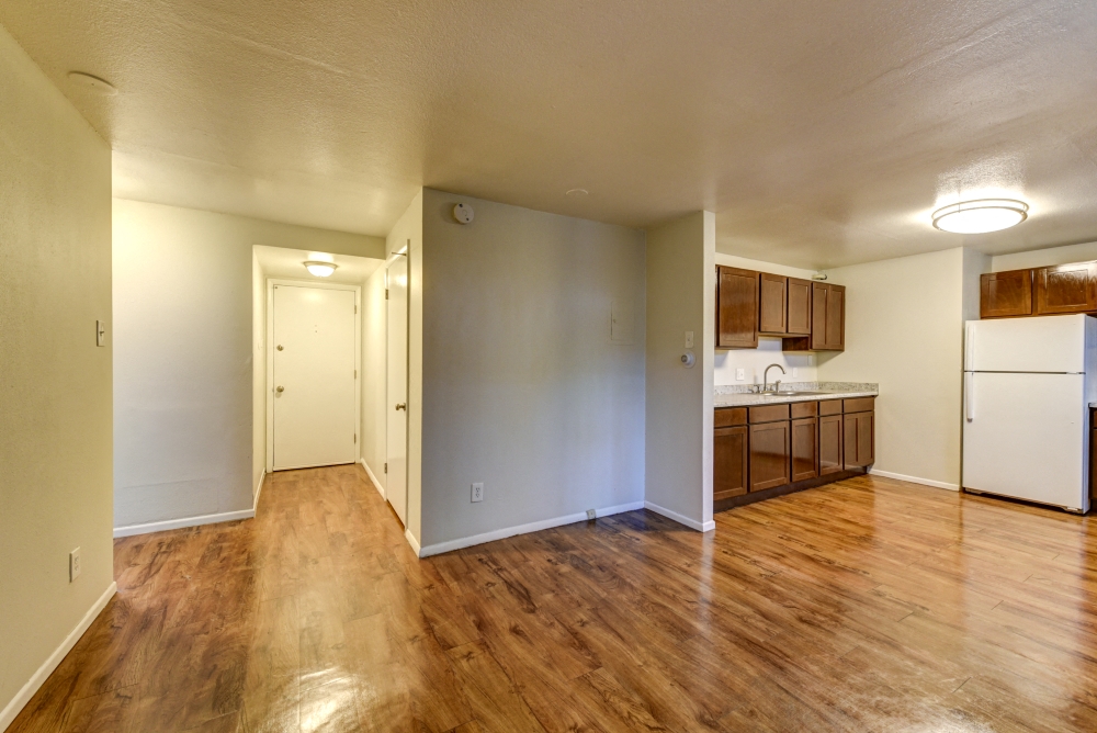 red brick apartments four star realty