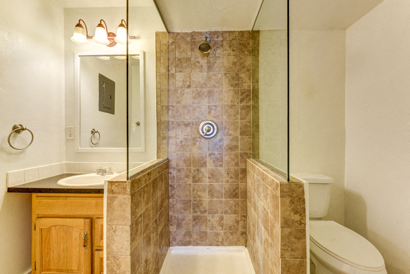 Luxurious Bathrooms at -Buffalo Canyon-, Boulder, Colorado