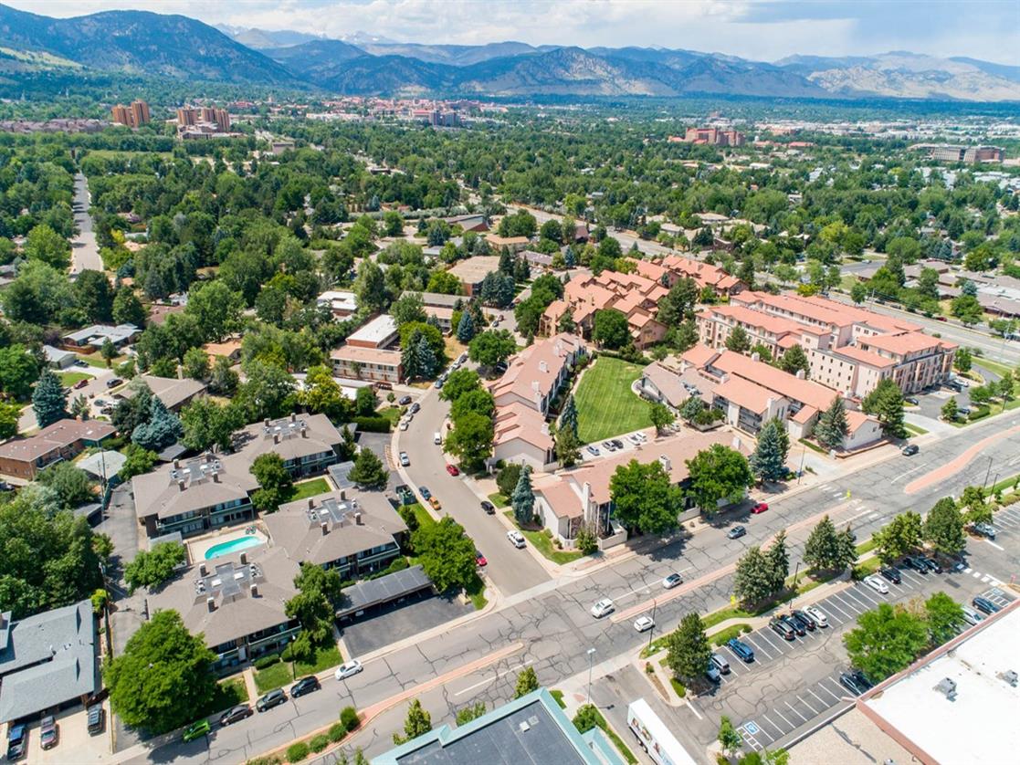 Henley and Remy Apartments Aerial View