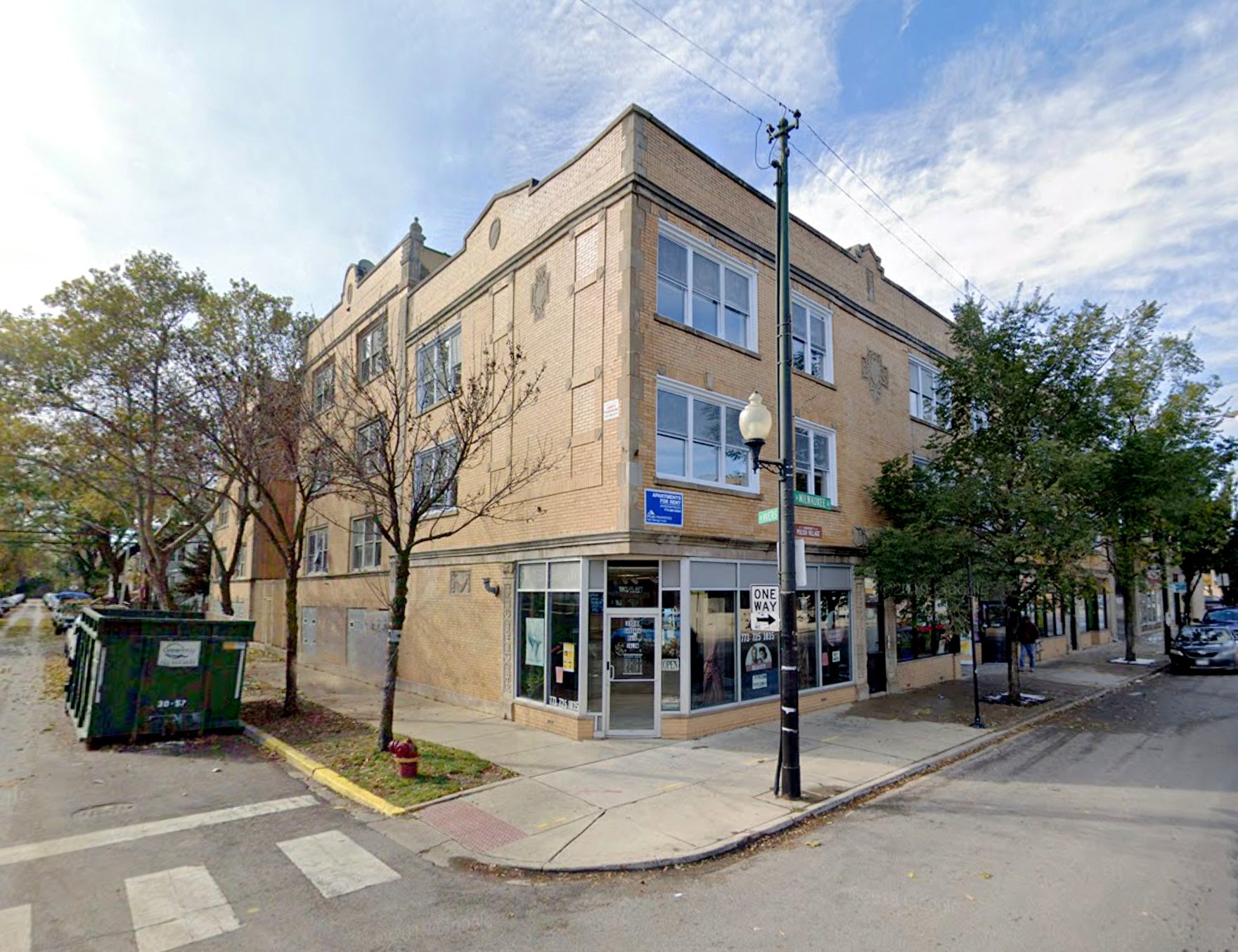 3108 N. Milwaukee Ave. 3108 N. Milwaukee Ave., Chicago 60618 Avondale - Leasing by Cross Street