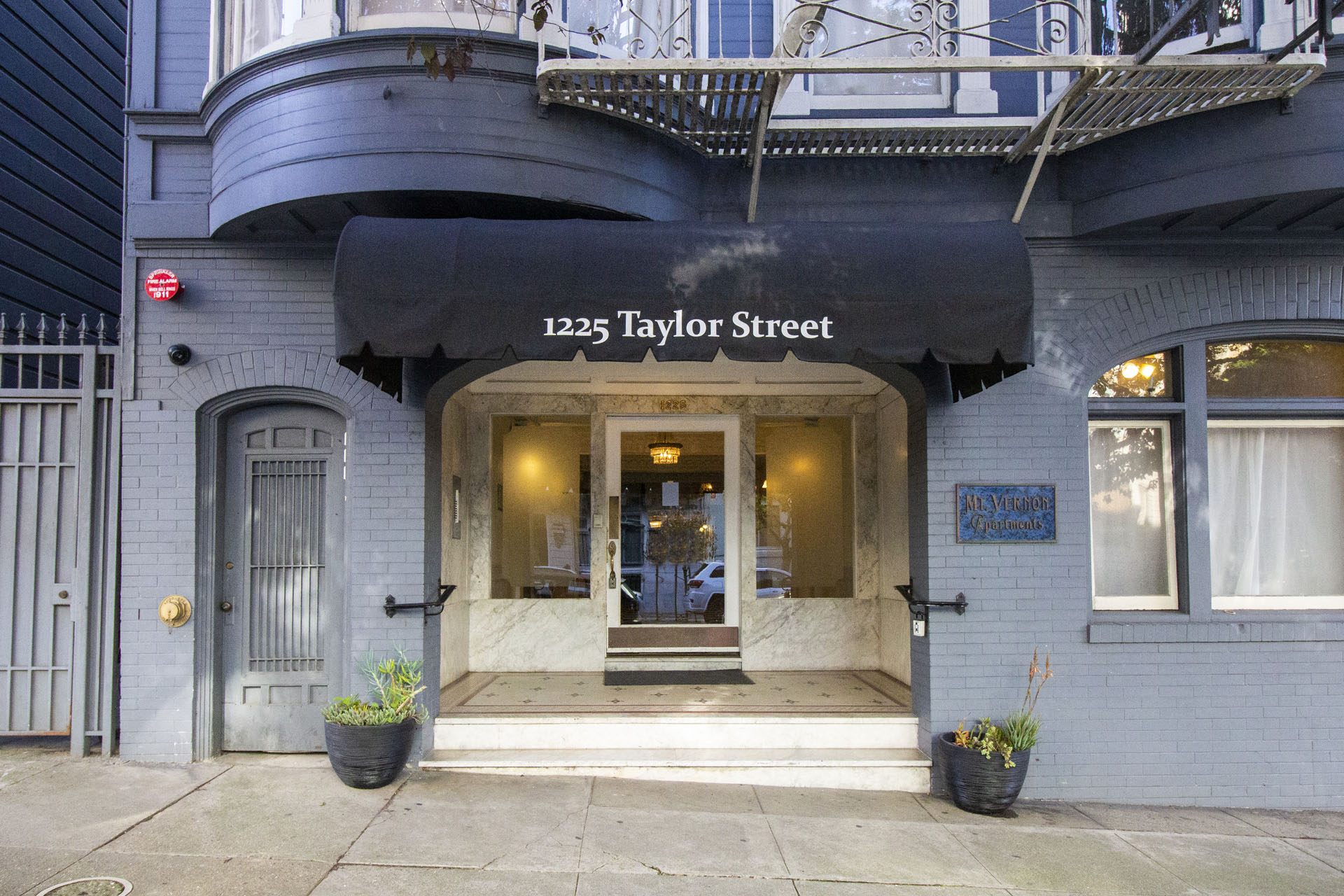 1225 Taylor #303 Gallery Image #9