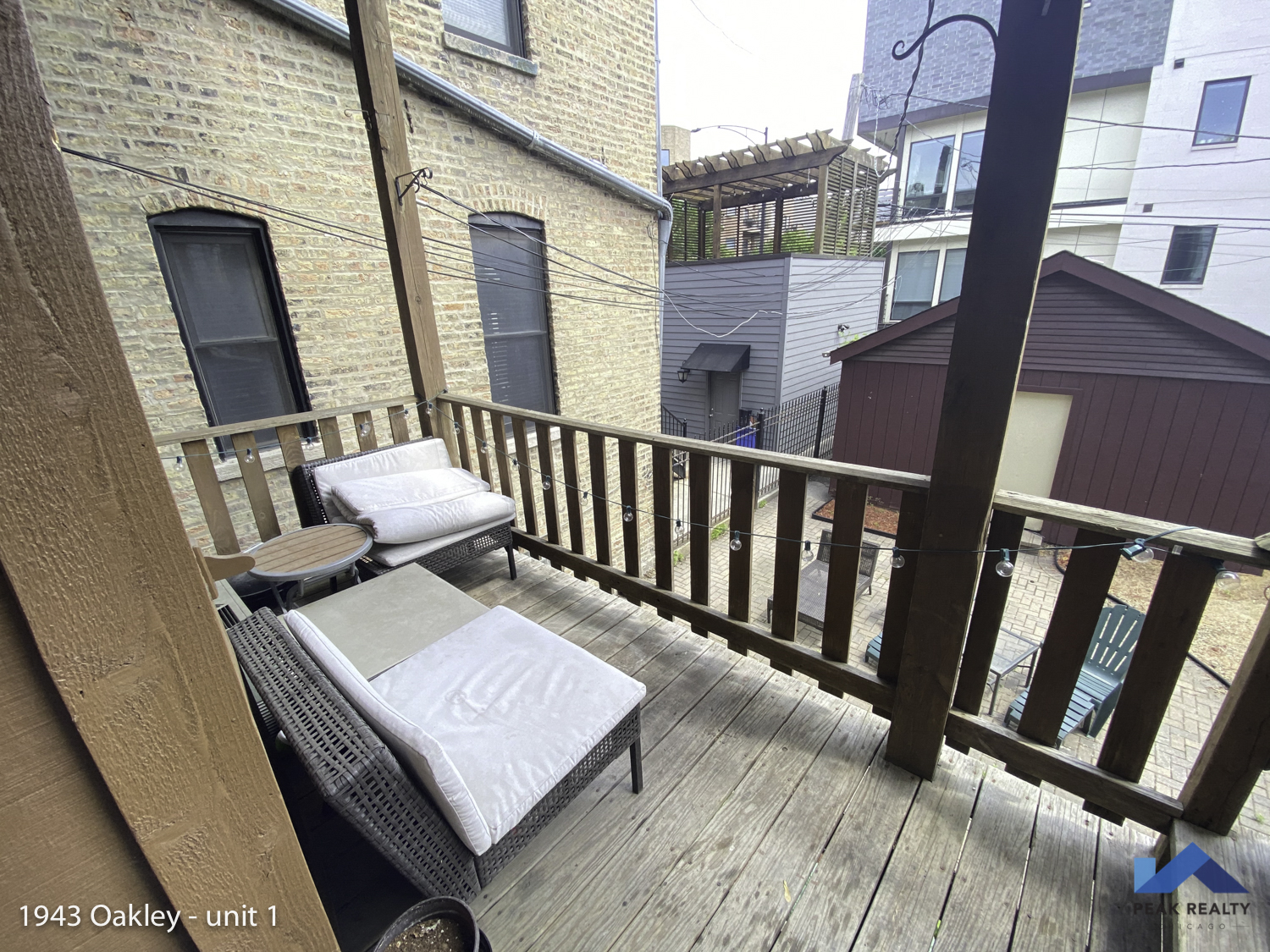 1943 N. Oakley Ave. 1943 N. Oakley Ave., Chicago, IL 60647 Bucktown - Leasing by Cross Street