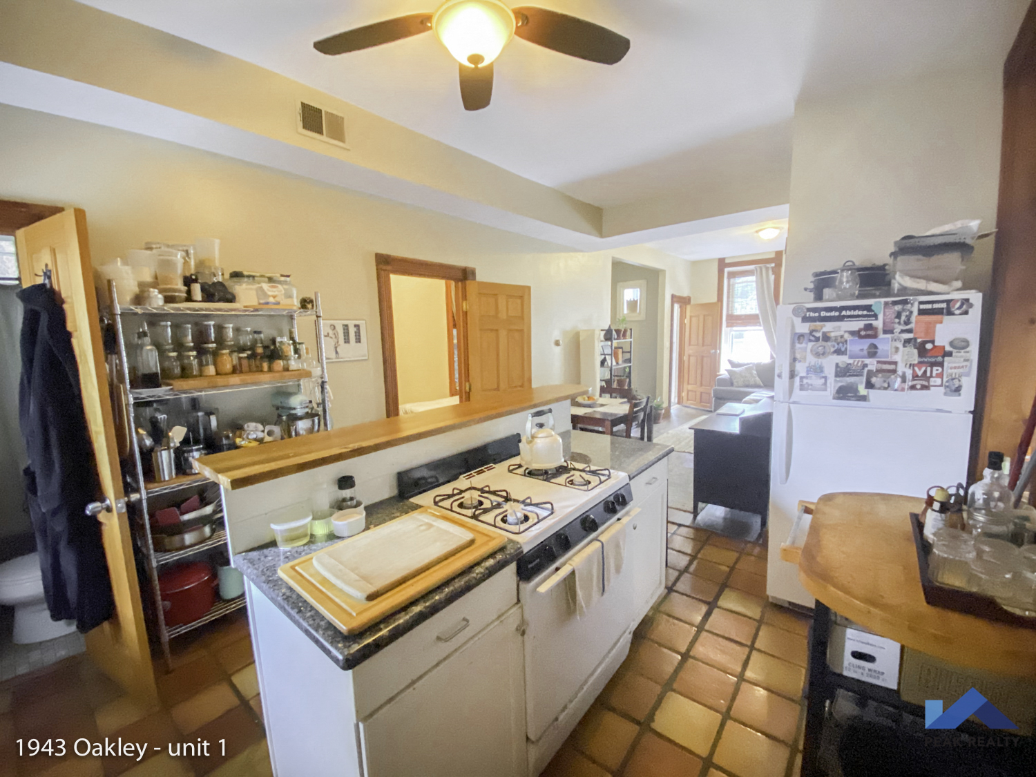 1943 N. Oakley Ave. 1943 N. Oakley Ave., Chicago, IL 60647 Bucktown - Leasing by Cross Street