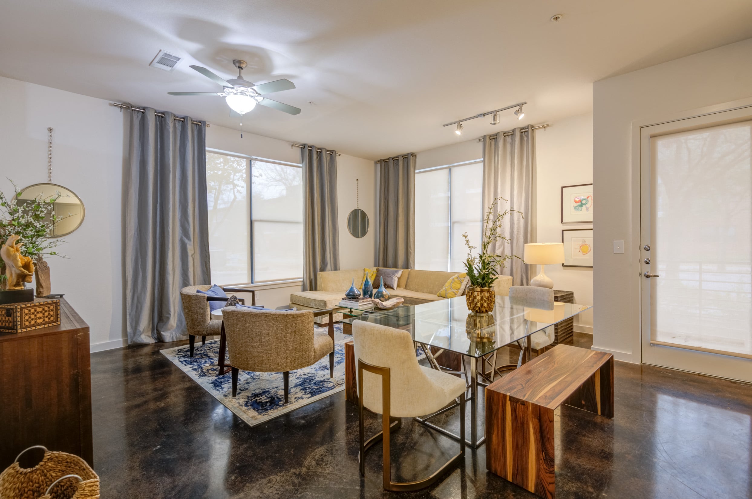 Avana Knox Henderson apartment photo