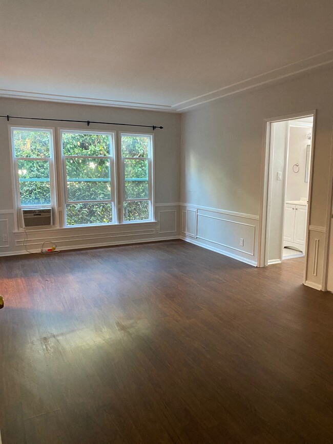 property for rent #4