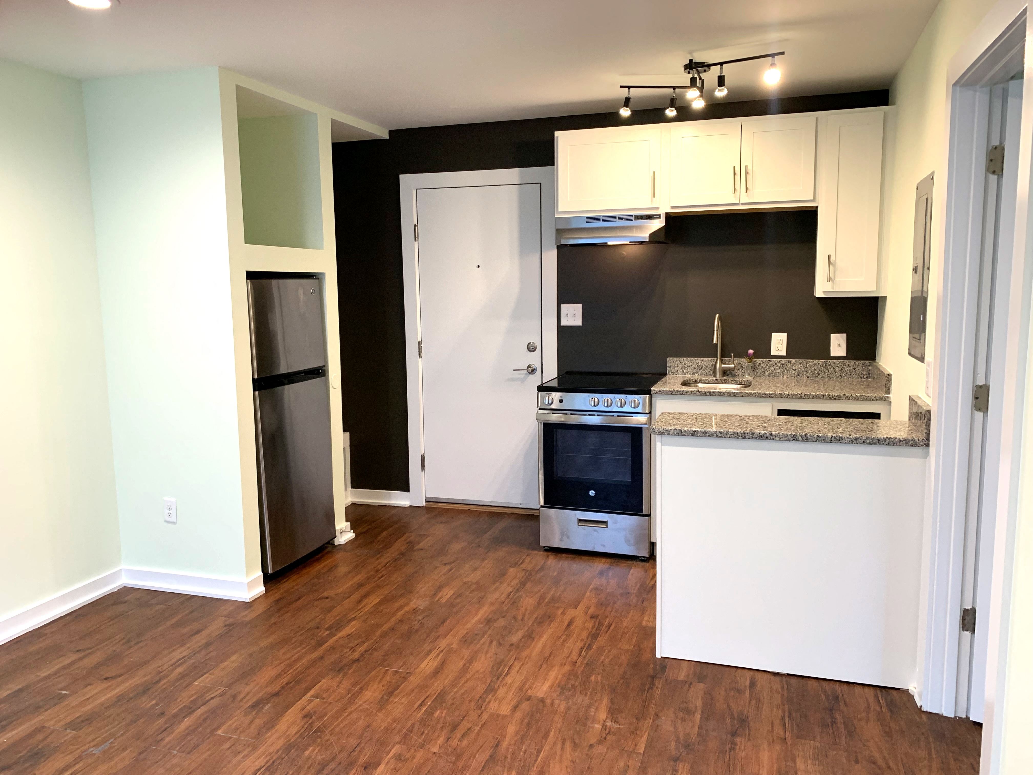 718 S. 5th Avenue – Apartment 2 | *$500 OFF FIRST MONTH’S RENT*