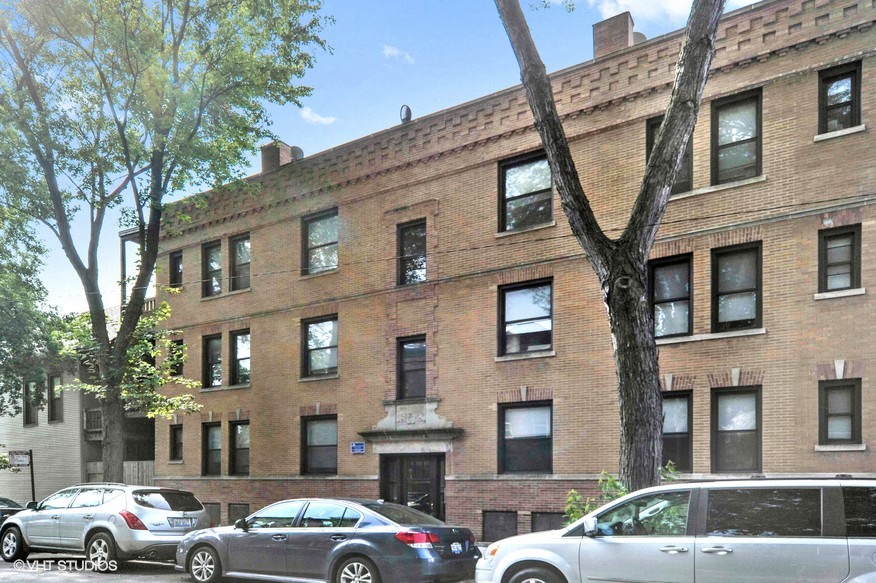 1641-45 W. Waveland Ave. / 3656 N. Marshfield Ave. 1641-45 W. Waveland Ave., Chicago, IL 60613 Lake View - Leasing by Cross Street