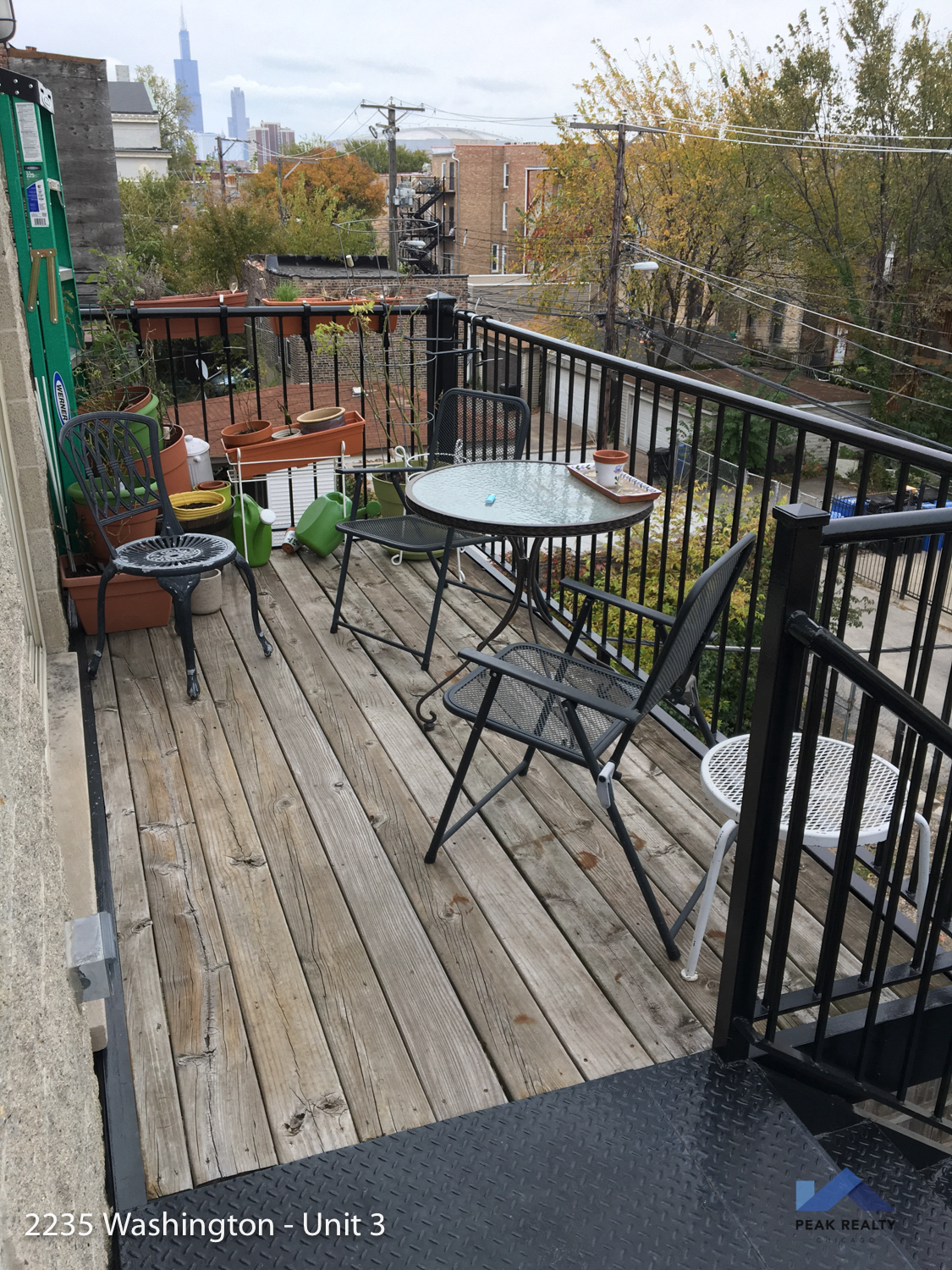 2235 W. Washington Blvd. 2235 W. Washington Blvd., Chicago, IL 60612 Near West Side - Leasing by Cross Street