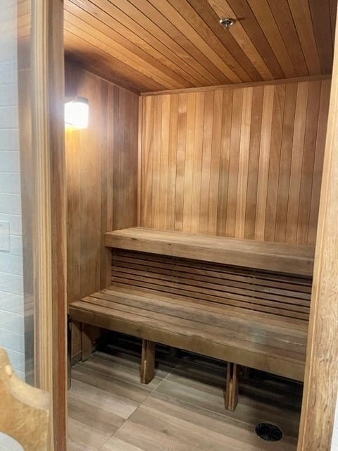 Dry Sauna