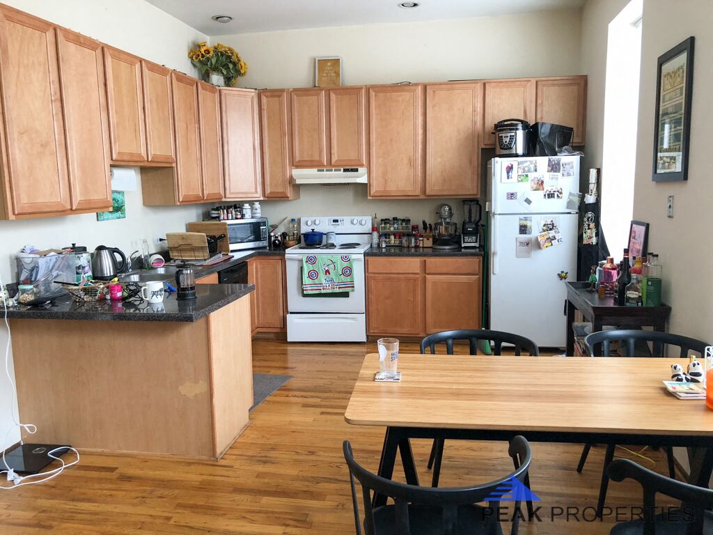 3053-55 N. Sheffield Ave. 3053-55 N. Sheffield Ave., Chicago, IL 60657 Lake View - Leasing by Cross Street
