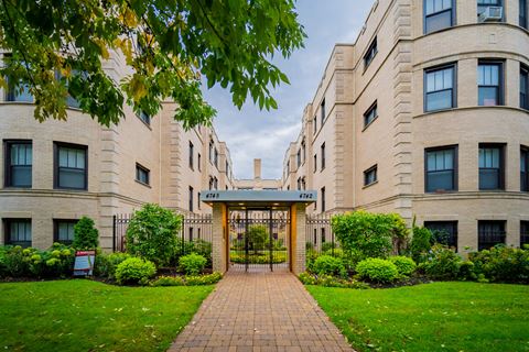 4742-48 S. Woodlawn Ave