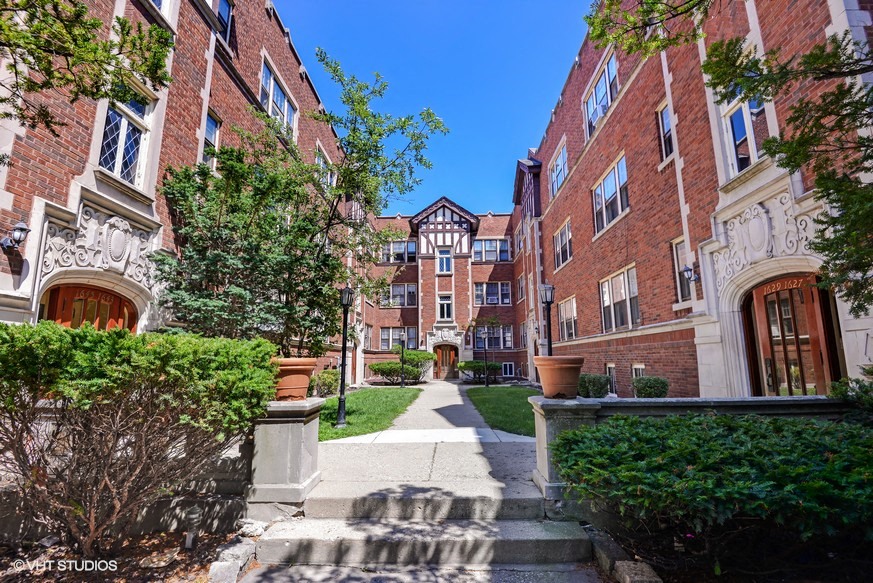 1627-45 Ridge Ave. 1627-45 Ridge Ave., Evanston, IL 60201 Evanston - Leasing by Cross Street