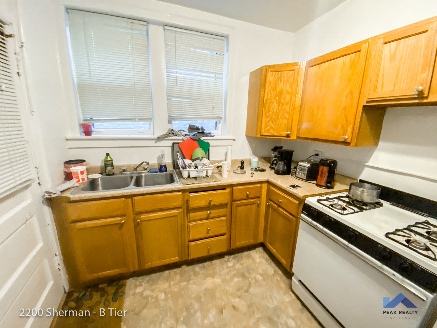 2200-10 Sherman Ave. 2200-10 Sherman Ave., Evanston, IL 60201 - Leasing by Cross Street