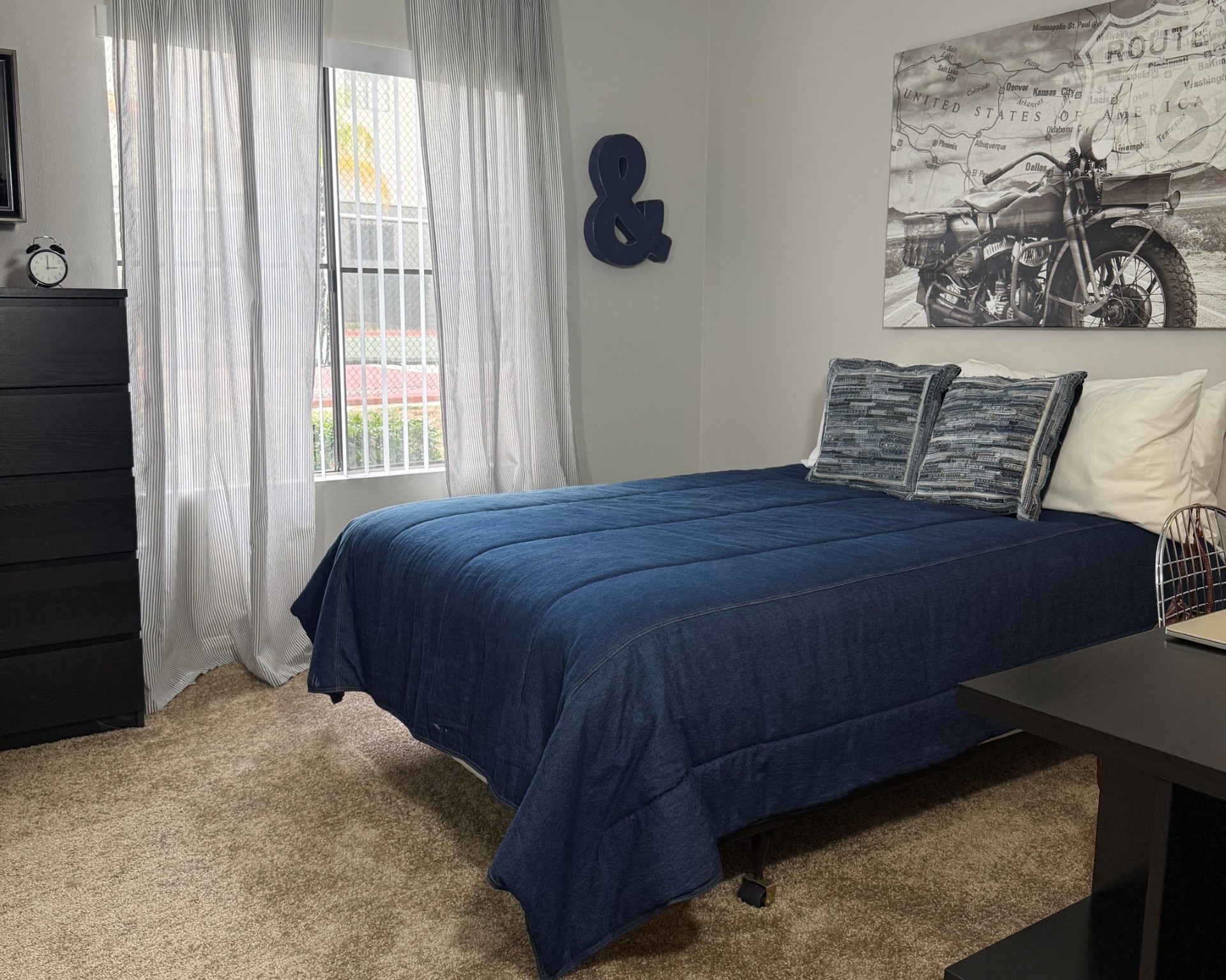 Model Bedroom