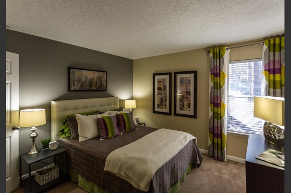The Metropolitan - Nashville Apartments (Nashville, TN): From The Metropolitan Apartments Nashville, Tennessee 37205 Broadway Bedroom - The Metropolitan - Nashville Apartments (Nashville, TN): From