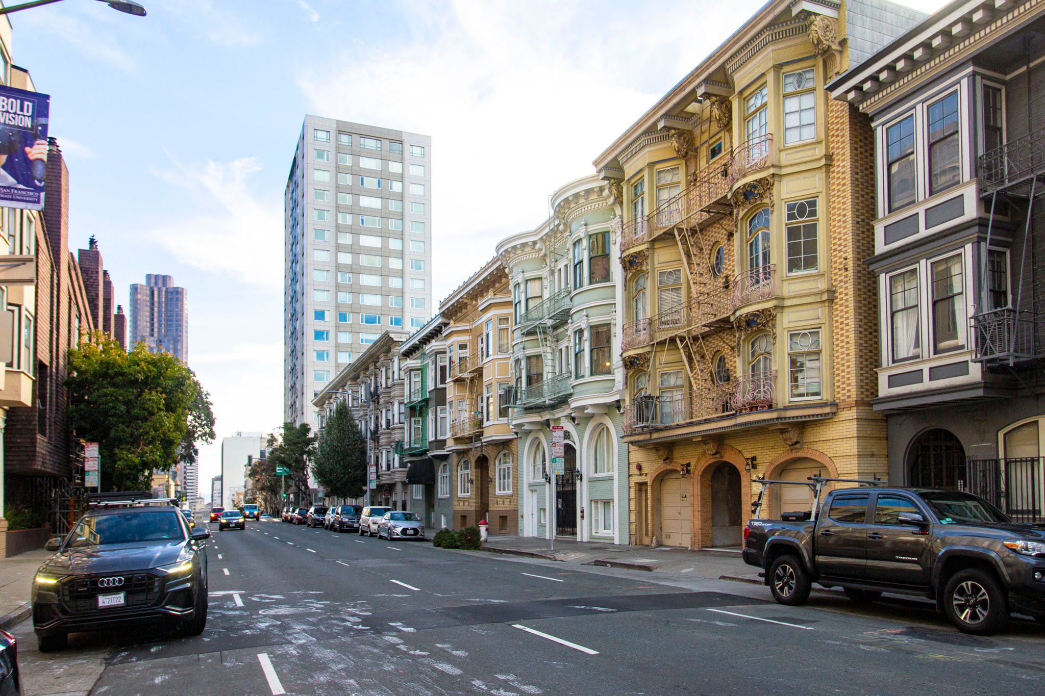 977 Pine #204 Gallery Image #10