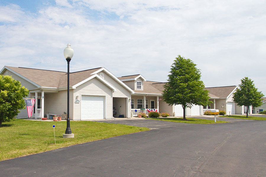 Southlake Cottages