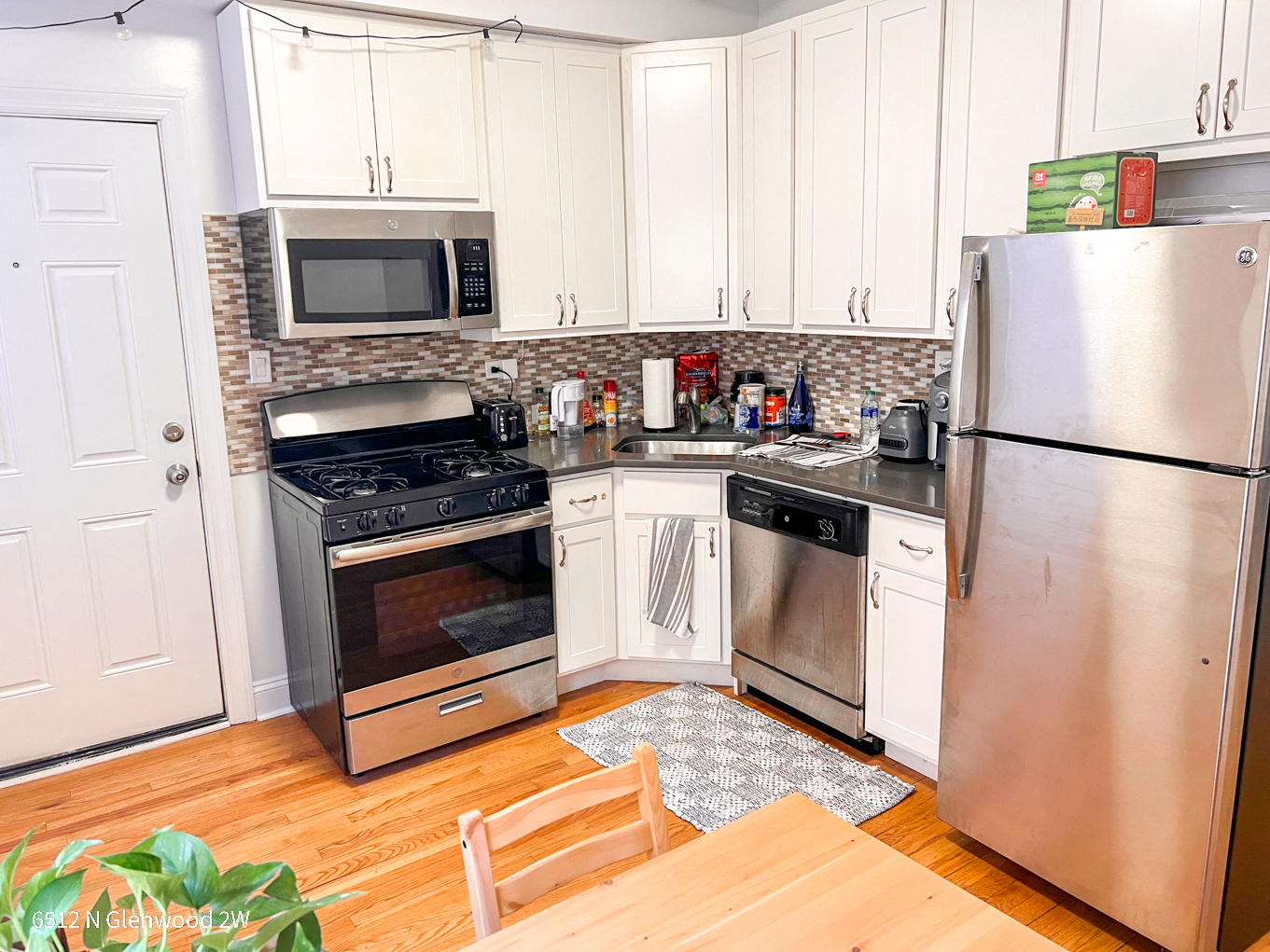 6510 N. Glenwood Ave. 6510 N. Glenwood Ave., Chicago, IL 60626 Rogers Park - Leasing by Cross Street
