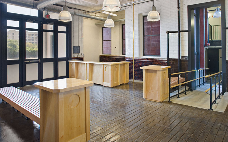 http://cdn.rentcafe.com/dmslivecafe/3/878536/Lobby__081.jpg