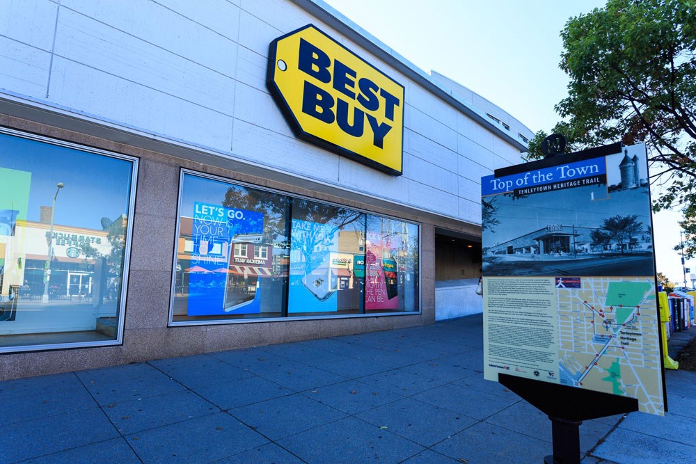 Best Buy on Connecticut Ave NW